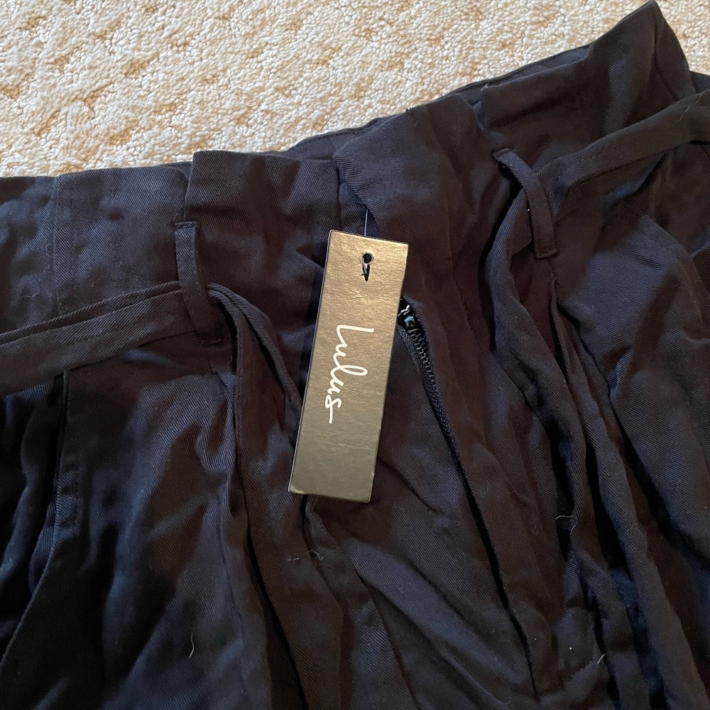 Black lulu’s trouser